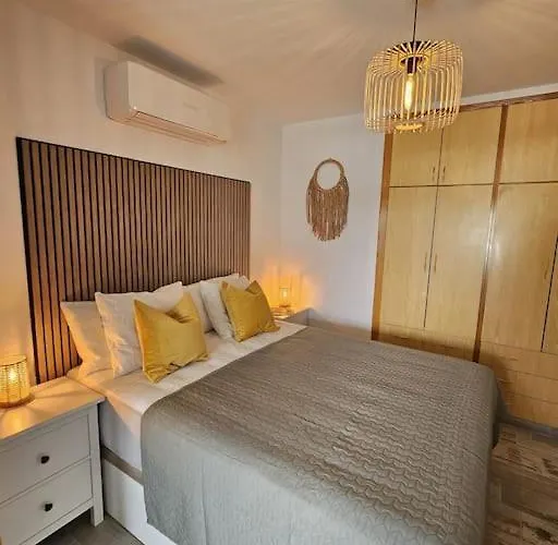 La Conchita By Casas Cocodrilo *