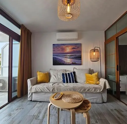 La Conchita By Casas Cocodrilo
